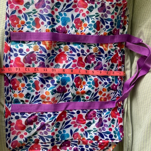 Floral Paw Print Packable Duffel Bag NWT - Picture 6 of 11